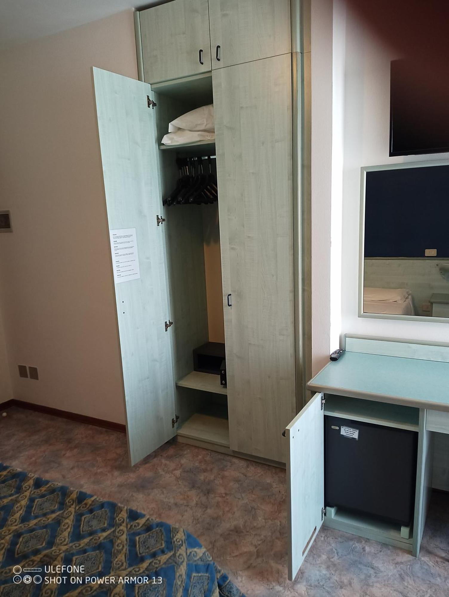 Hotel Firenze Bibione Bagian luar foto
