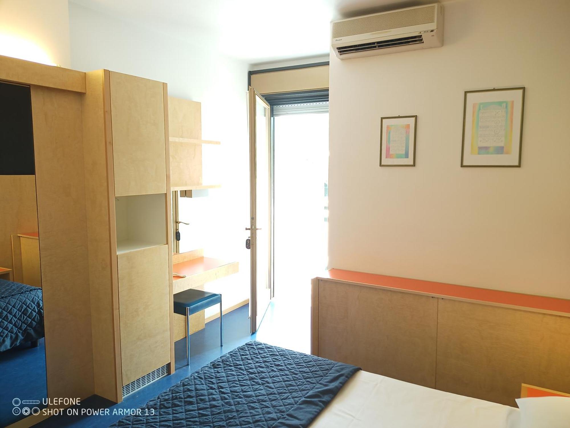 Hotel Firenze Bibione Bagian luar foto