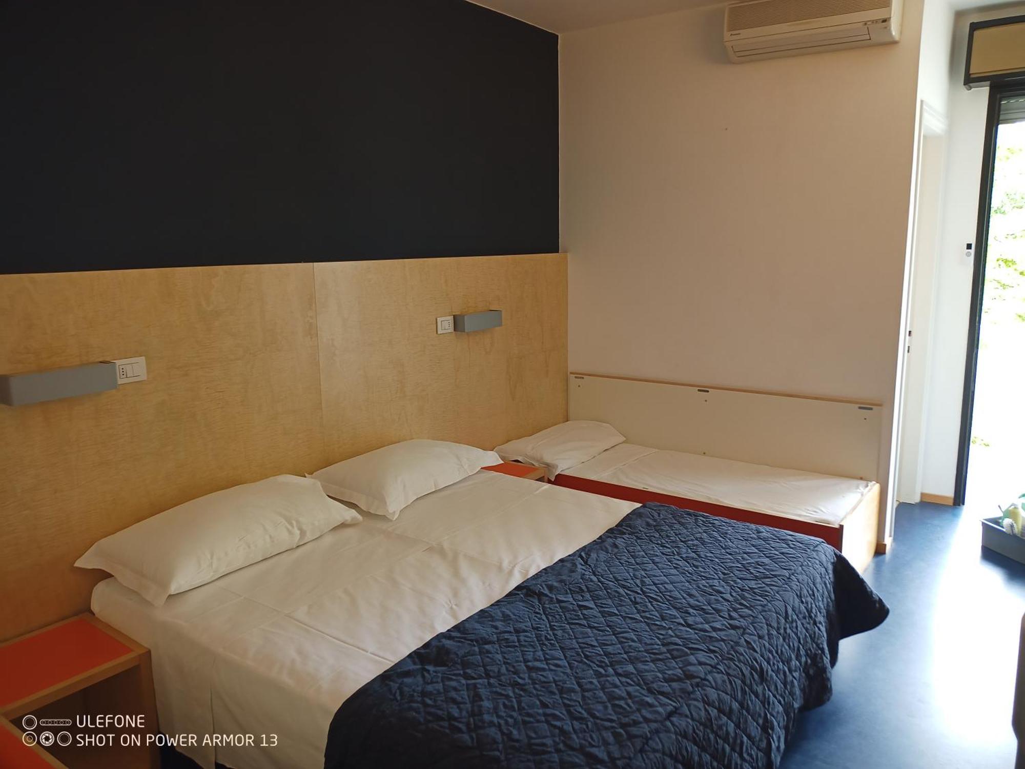 Hotel Firenze Bibione Bagian luar foto