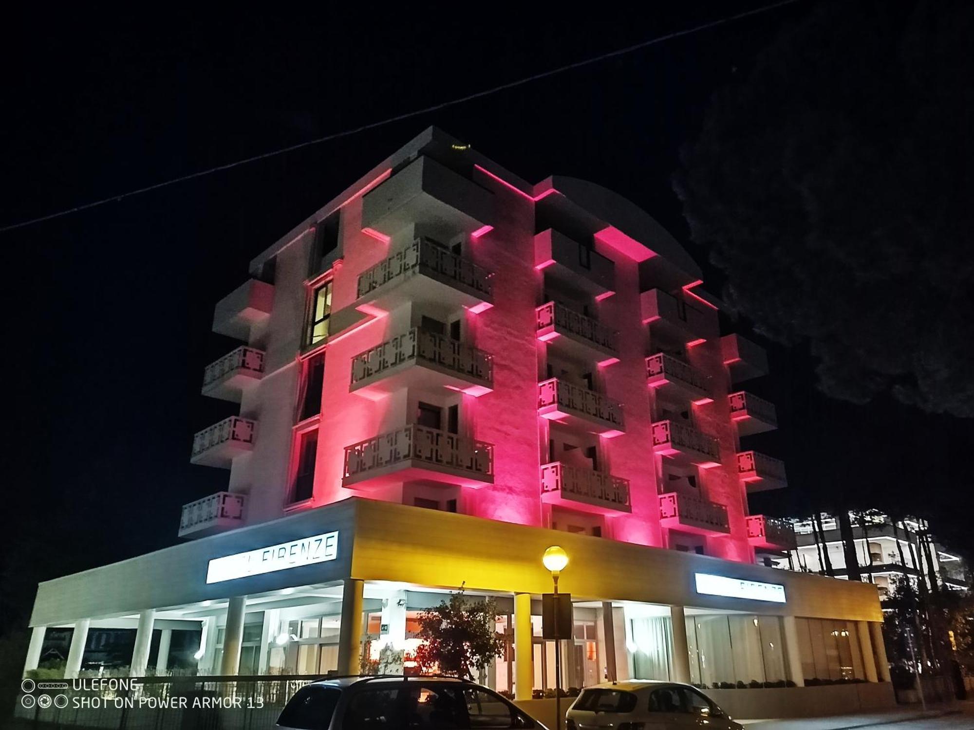 Hotel Firenze Bibione Bagian luar foto