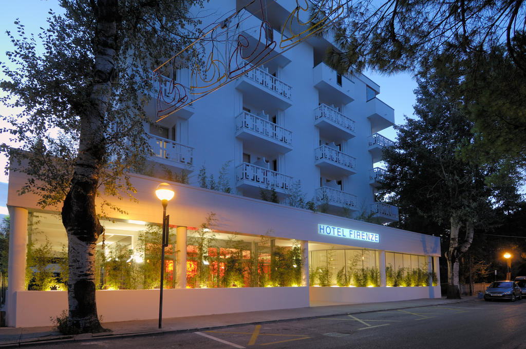Hotel Firenze Bibione Bagian luar foto